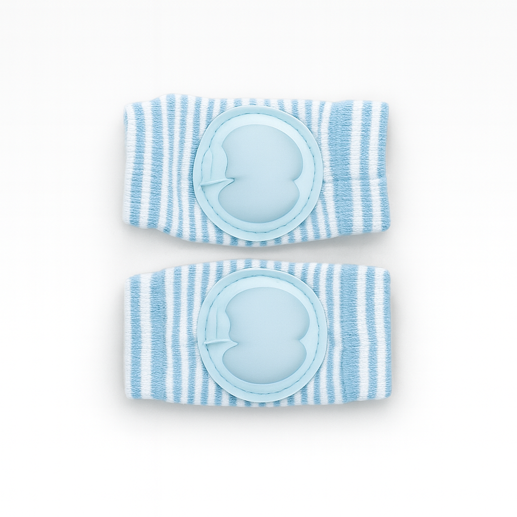 Lil' Cubs soft baby knee pads with anti-slip grip, designed for crawling protection for infants aged 6 to 12 months.